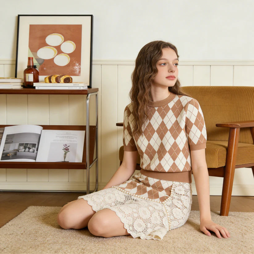 Brown & White Argyle Knit Short Sleeve Top